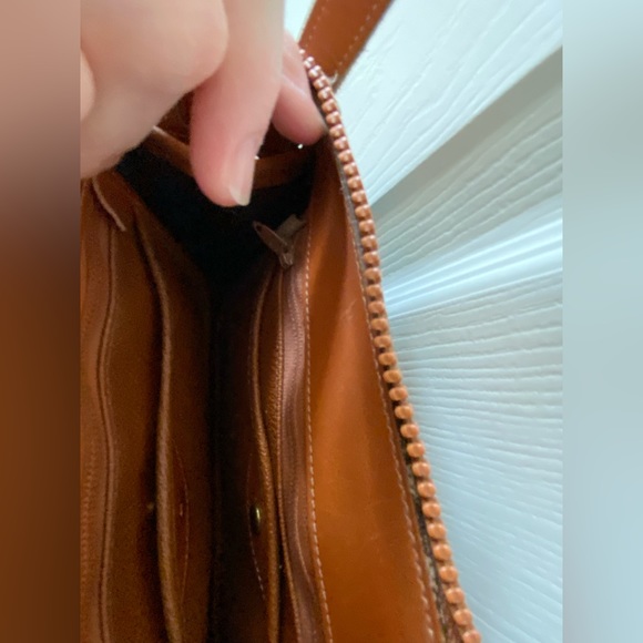 Vintage Dooney & Bourke classic 90’s Purse - Picture 6 of 12